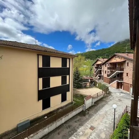 Su Due Piani A Rovere Rovere (Abruzzo)