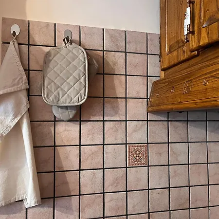 Apartment Su Due Piani A Rovere